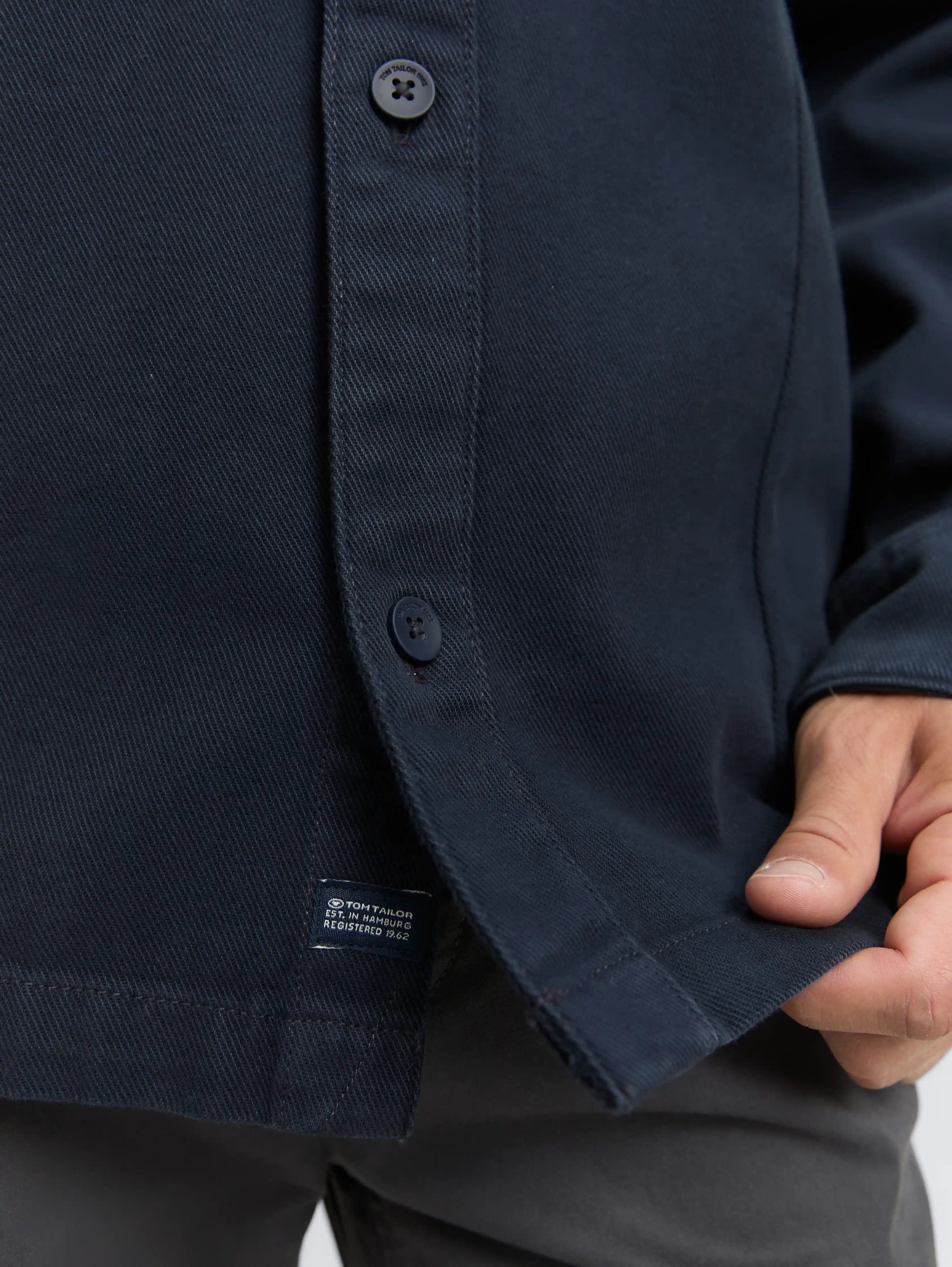 Tom Tailor_0_Overshirt with Breast Pockets_1047332_10668_05
