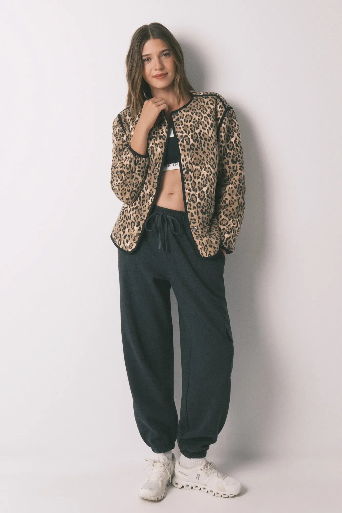 Women Secret_Beige_Short Reversible Animal Print Jacket_3142298_96_09