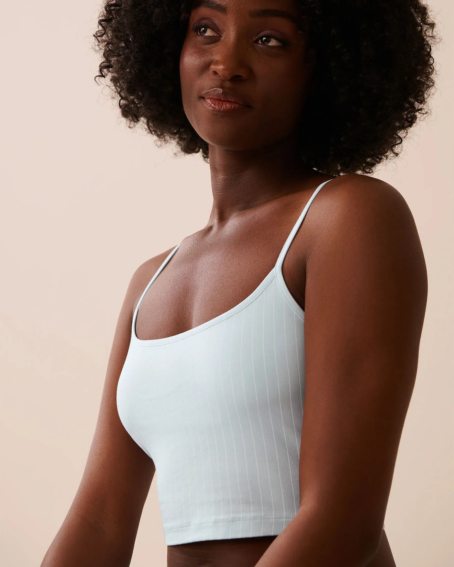 La Vie en Rose_Baby Blue Pinstripe_Cotton Crop Cami with Shelf Bra_40100782_P40485_03
