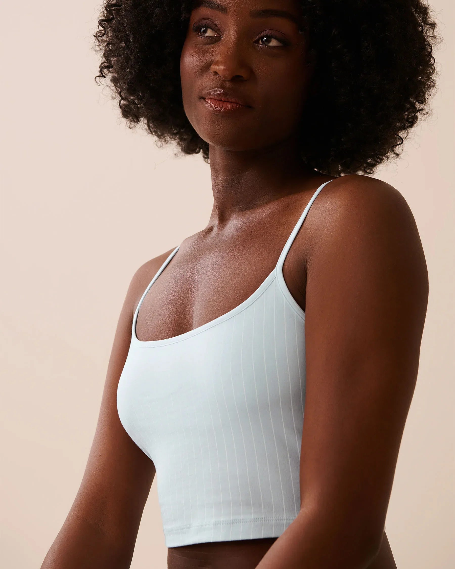 La Vie en Rose_Baby Blue Pinstripe_Cotton Crop Cami with Shelf Bra_40100782_P40485_03