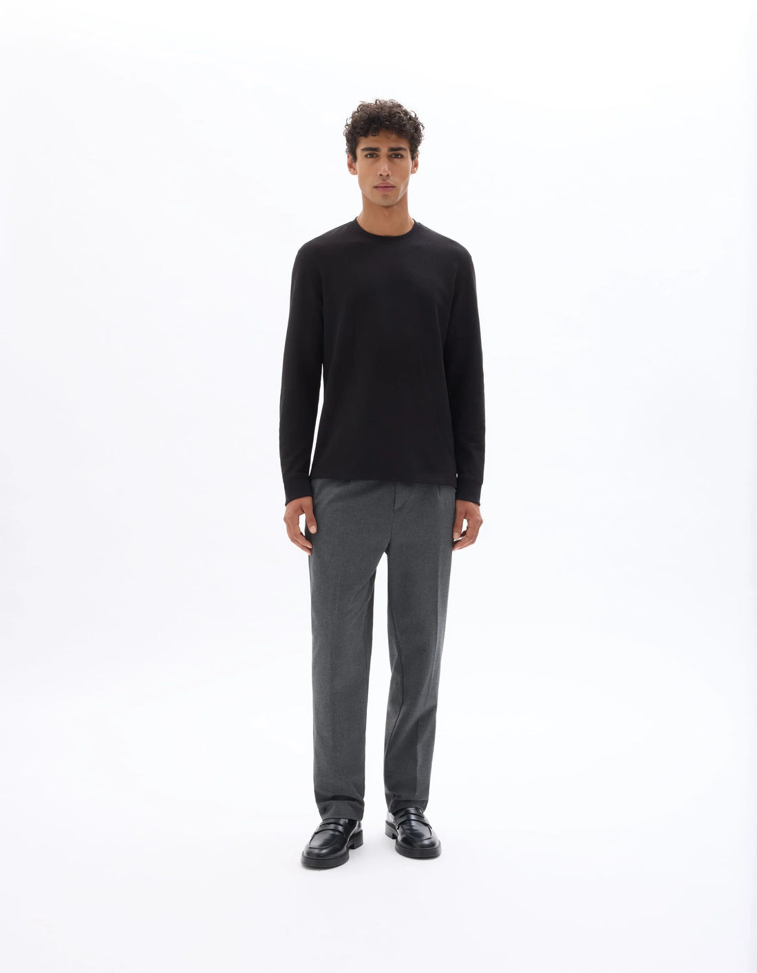 Celio_Black_Boxy Embossed Long-Sleeved T-Shirt_MECACHEML_BLACK_02