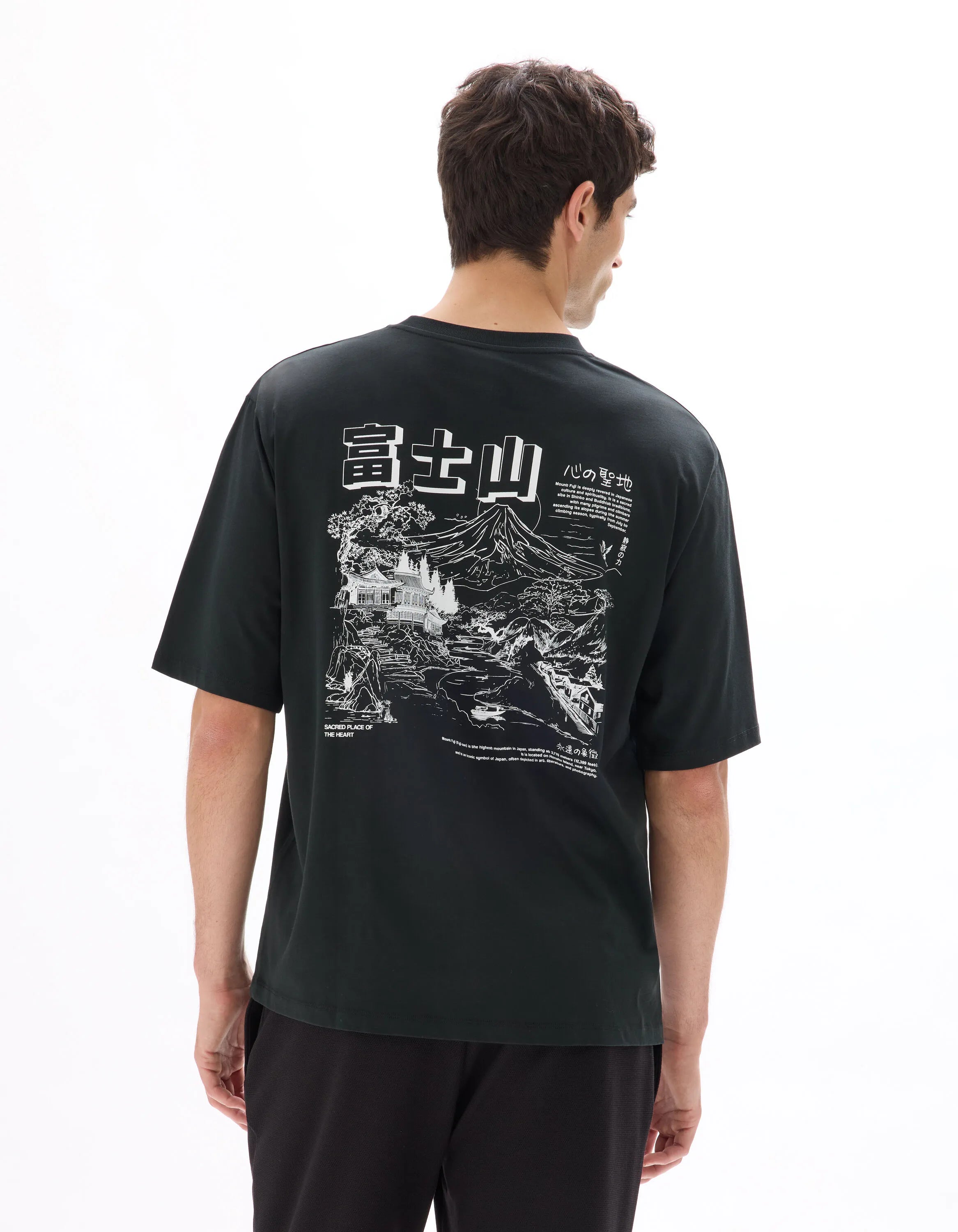 Celio_Black_Oversized Round Neck T-Shirt 100% Cotton Asian Print_MEMOUNTAIN_BLACK_03