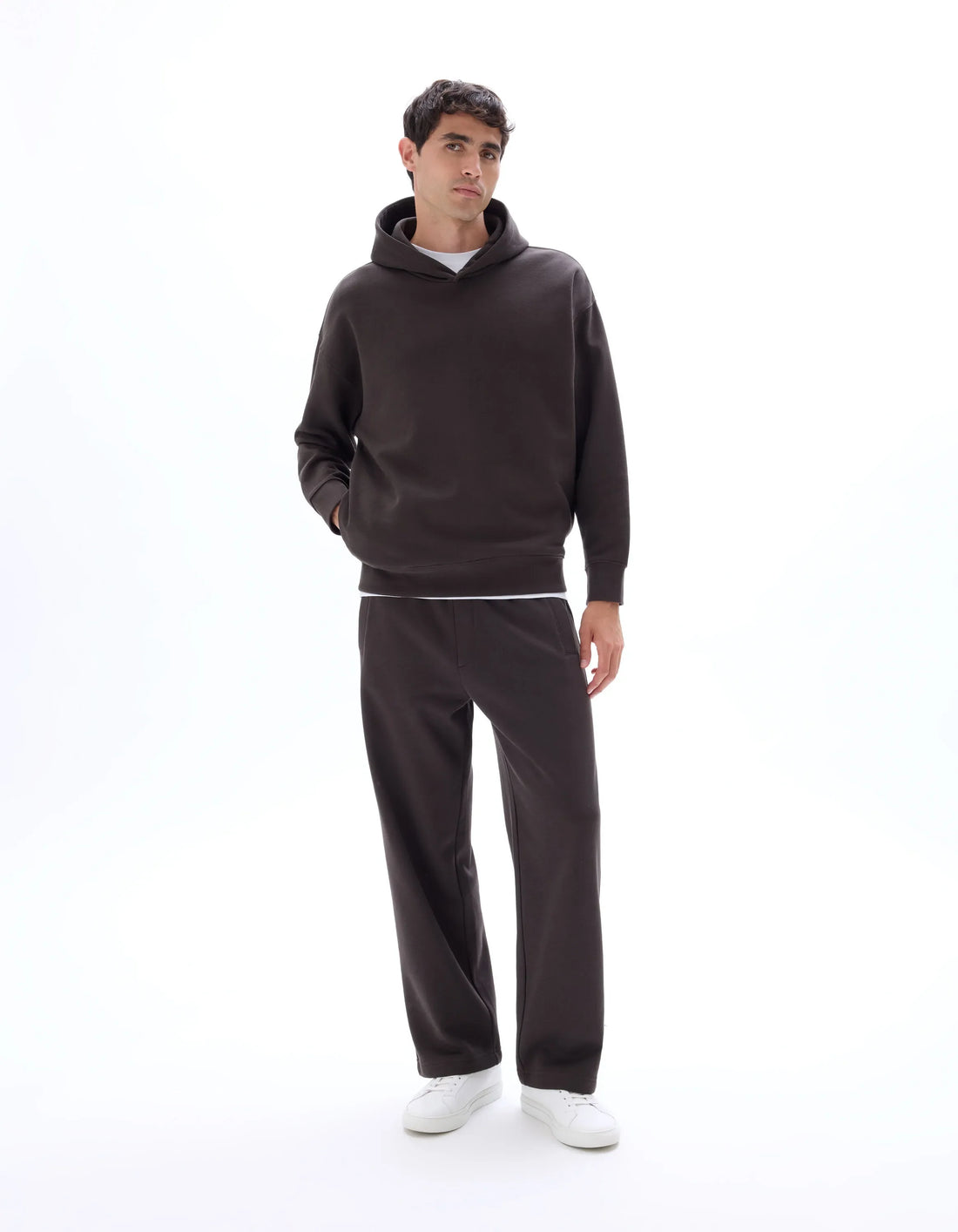 Celio_Faux Noir_Oversized Jogging Pants_MODROI_FAUX NOIR_01