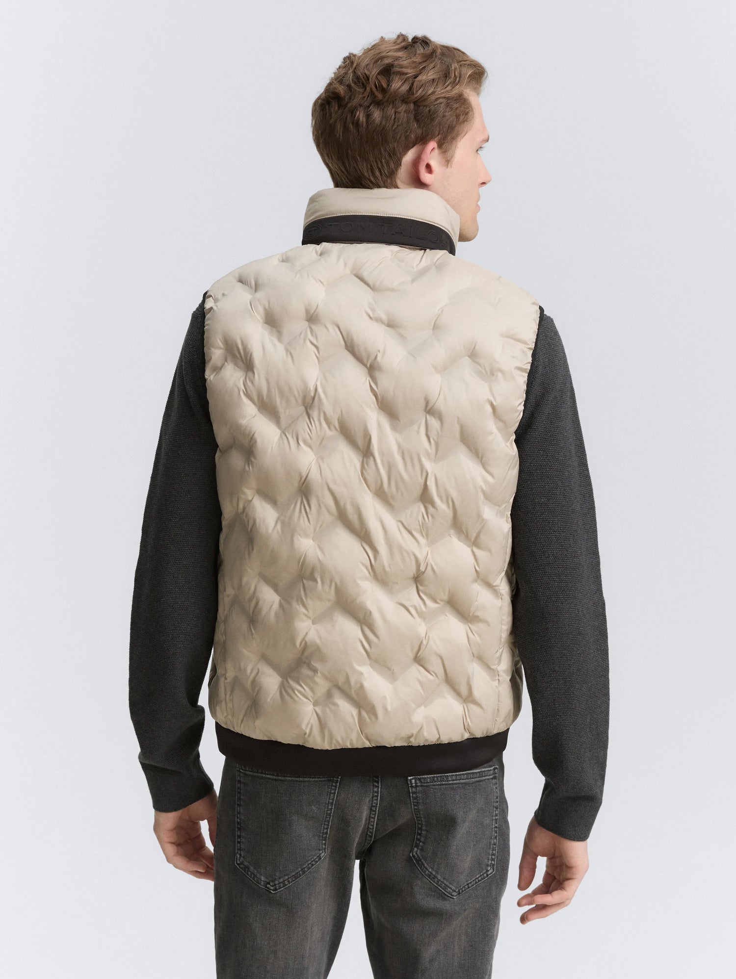 Tom Tailor_0_Hybrid Lightweight Quilted Waistcoat_1046224_16764_04