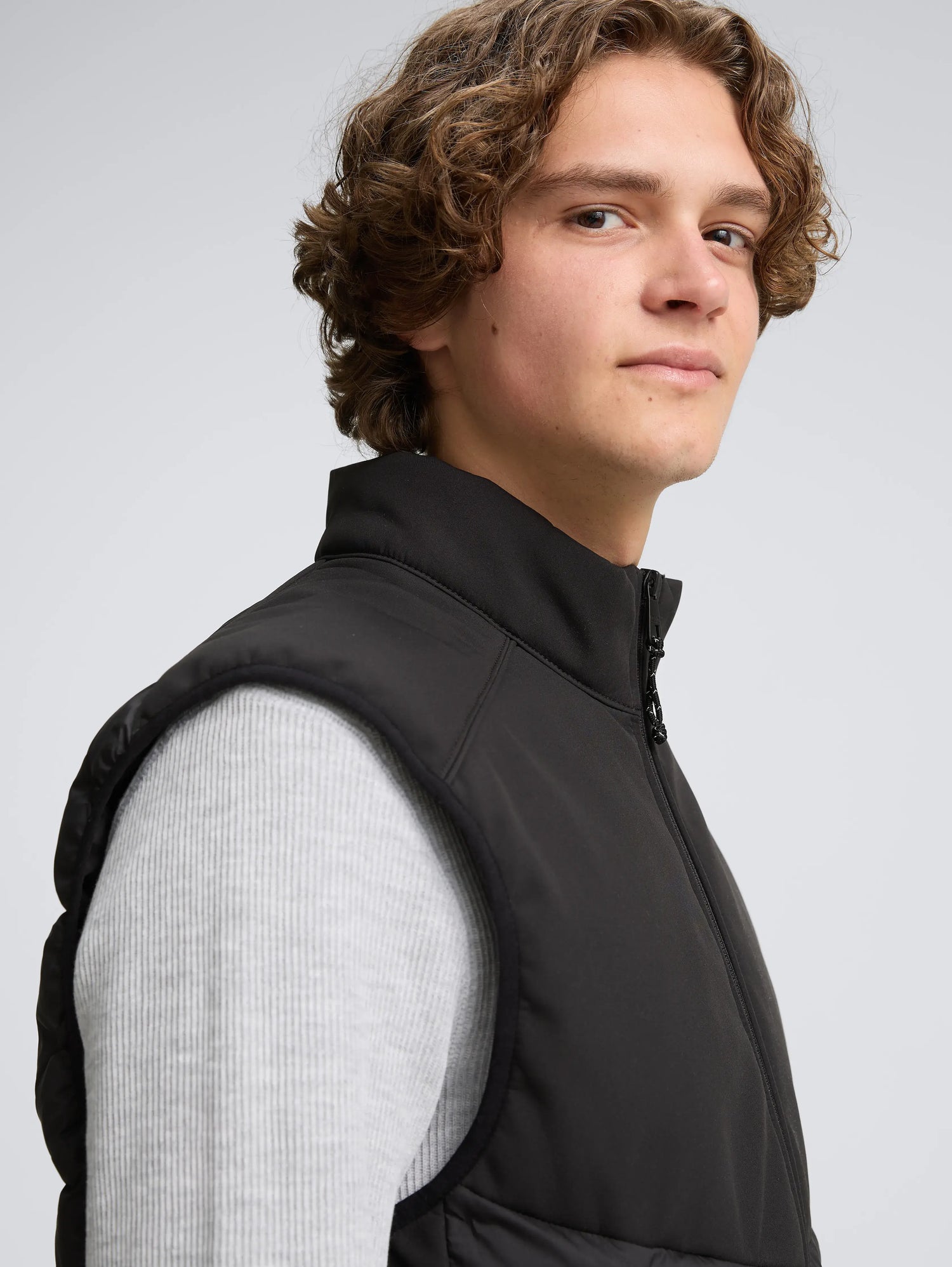 Tom Tailor_0_Hybrid Quilted Waistcoat with Stand-Up Collar_1046264_29999_05