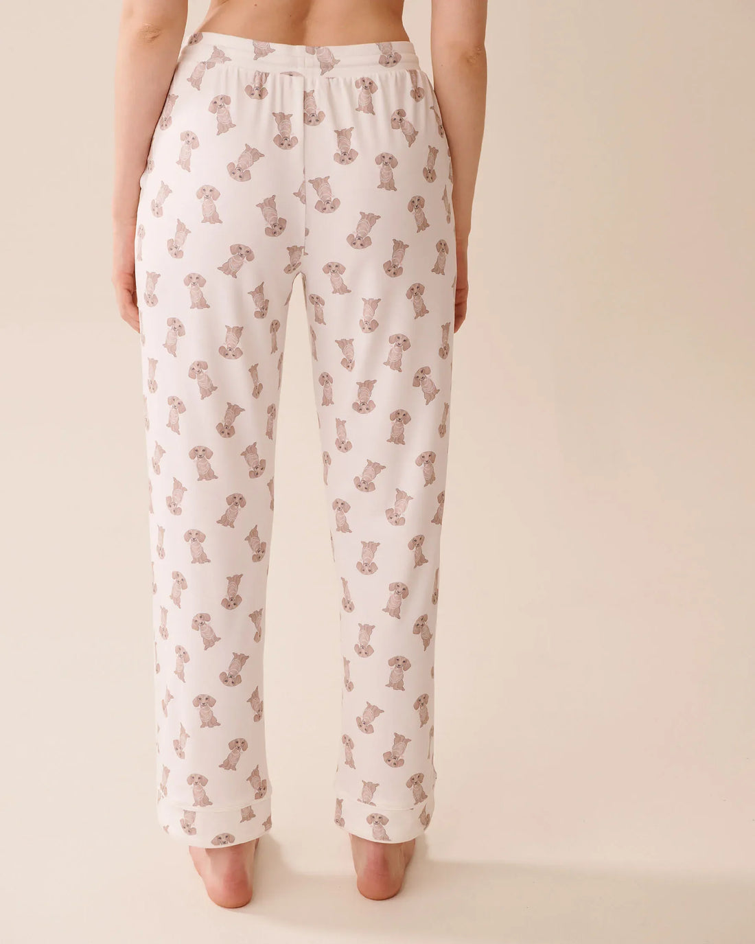 La Vie en Rose_Snow White Dachshund_Dachshund Print Super Soft Pajama Shorts_40200763_P10524_02