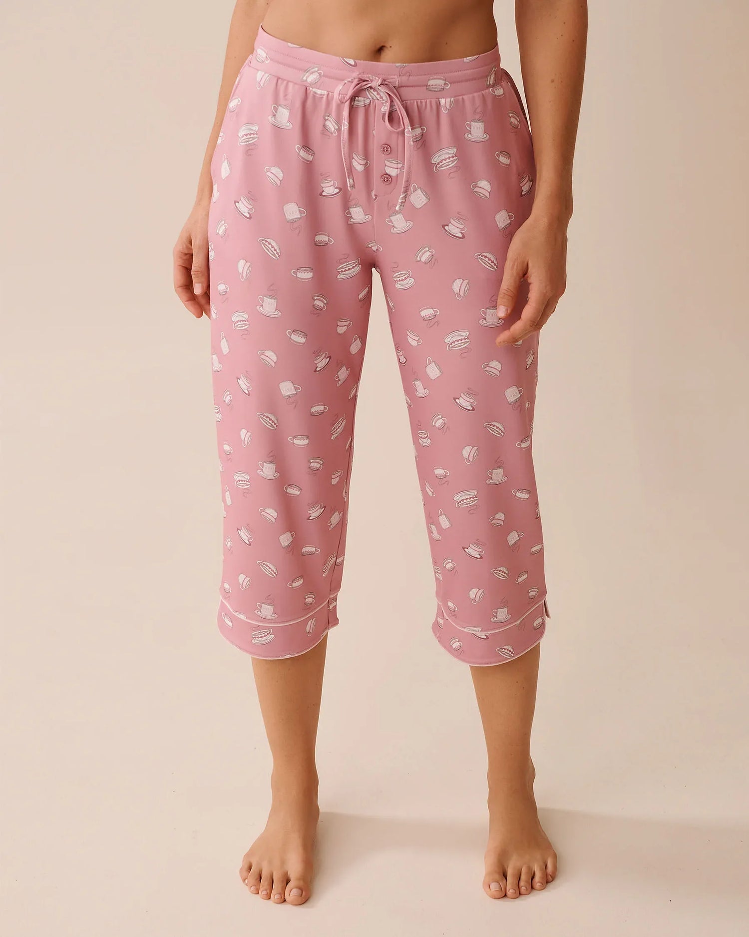 La Vie en Rose_Zephyr Coffee_Coffee Cup Print Super Soft Pajama Capris_40200766_P60400_01