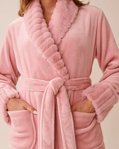 La Vie en Rose_Zephyr_Luxury Edition Long Faux Fur and Soft Plush Robe_40600211_60160_03