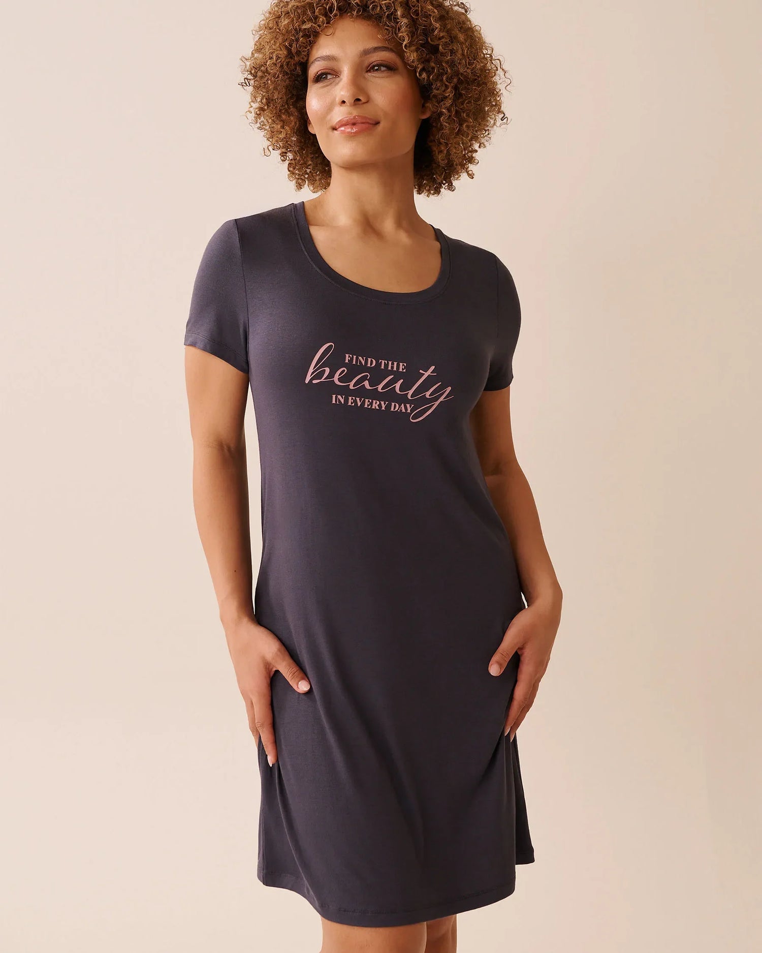 La Vie en Rose_Periscope_Soft Jersey Short Sleeve Sleepshirt_60500209_00049_01