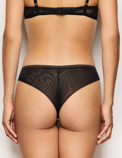 Yamamay_Black_Lace Brazilian Brief Ð Paris_IBND183017_072_04