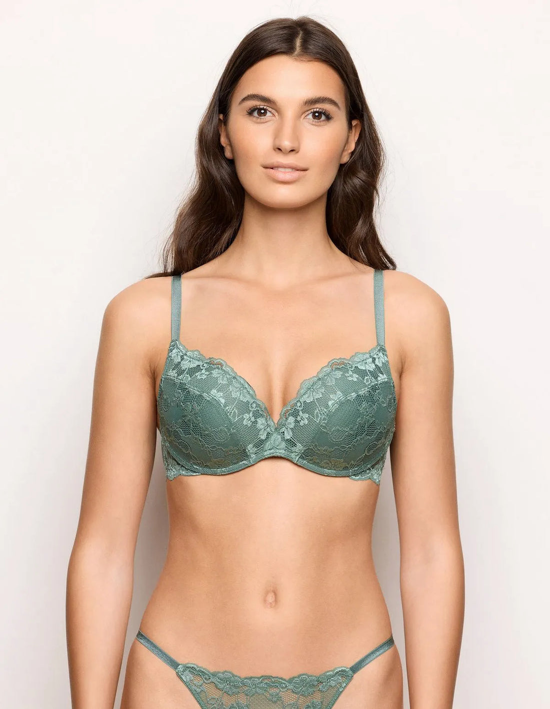 Yamamay_Sage Green_Wireless Push-Up Bra in Sage Green Ð Primula Color_IPUD183006_120_02