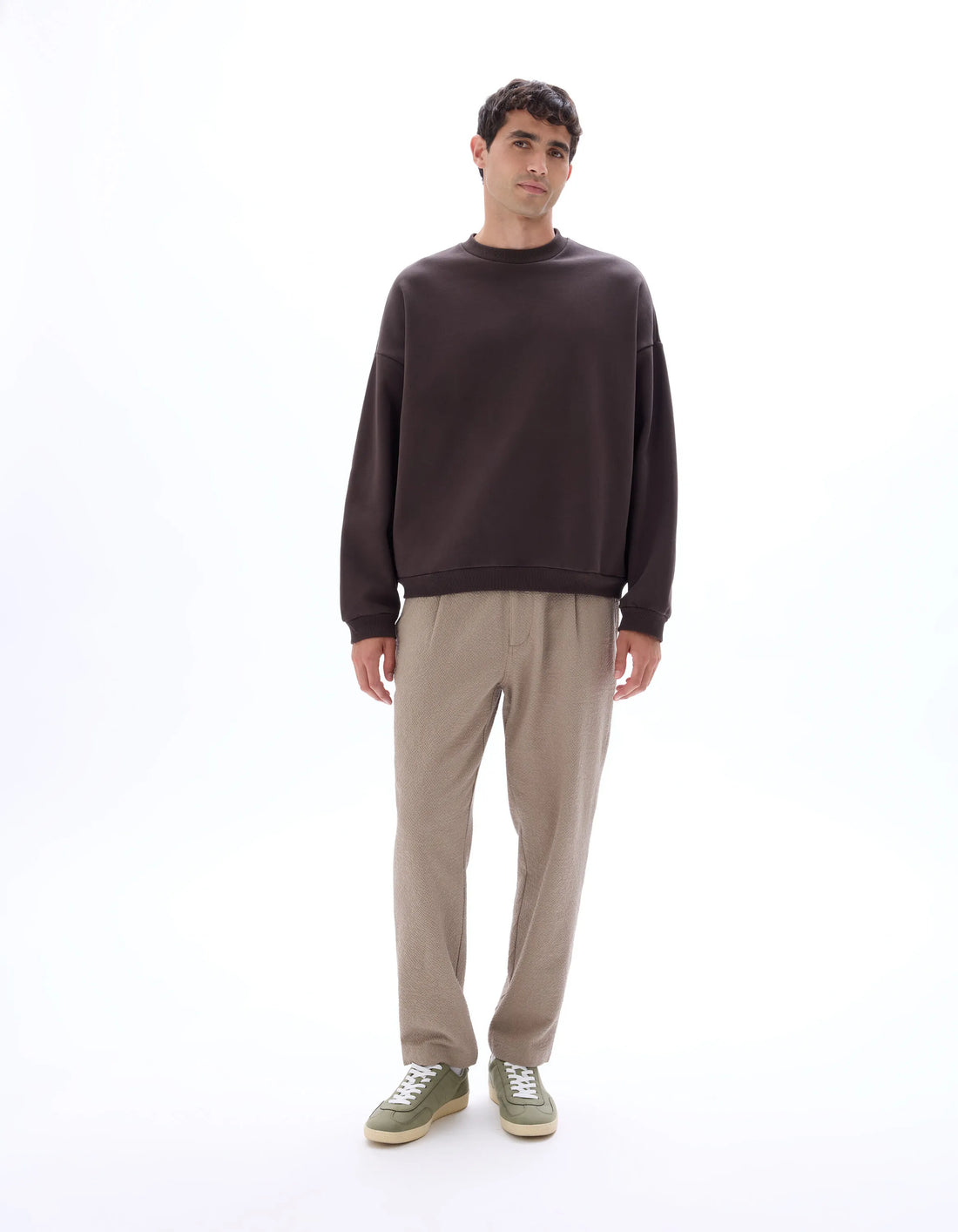 Celio_Faux Noir_Oversized Crew Neck Sweatshirt_MEHIVY_FAUX NOIR_01