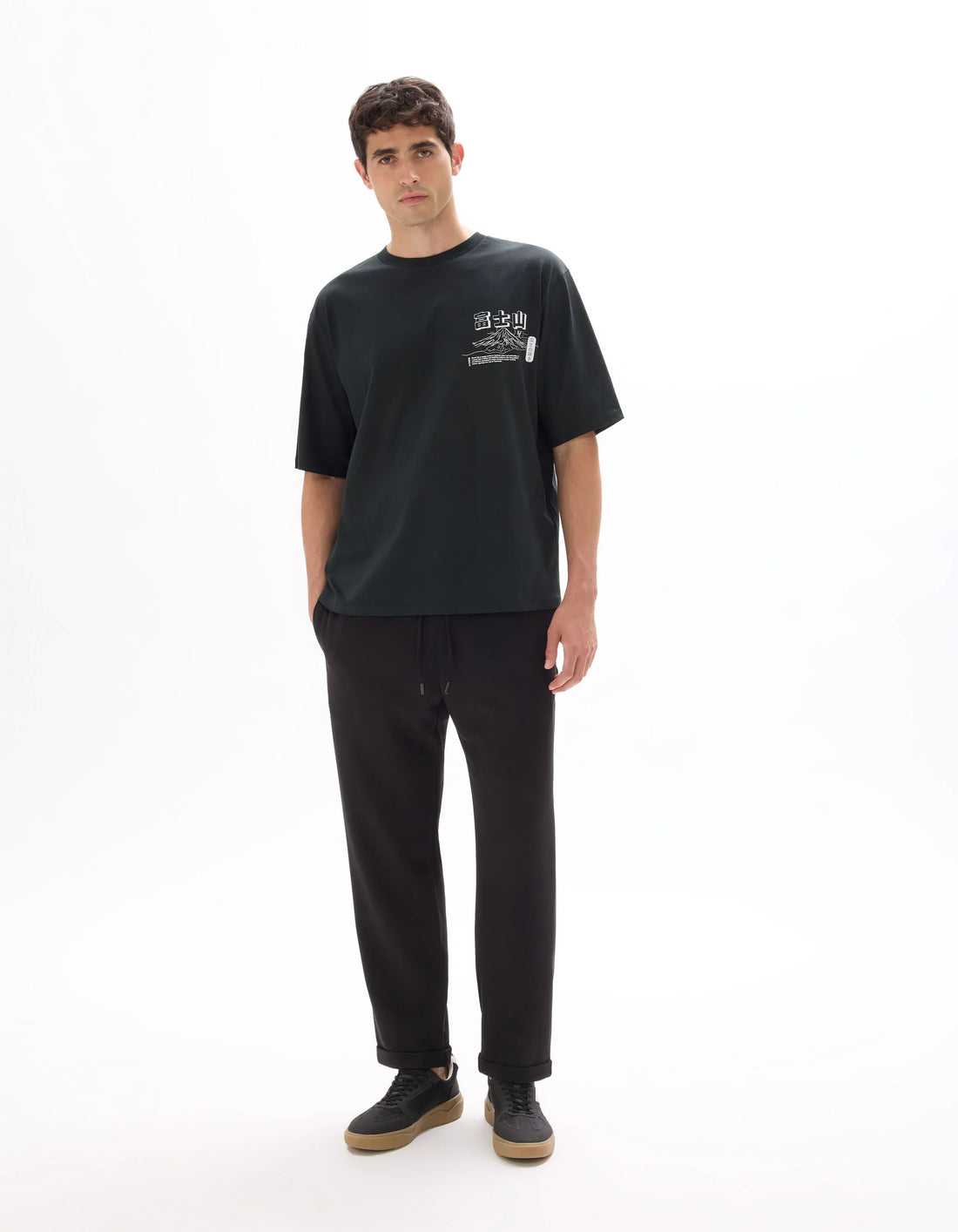 Celio_Black_Oversized Round Neck T-Shirt 100% Cotton Asian Print_MEMOUNTAIN_BLACK_01